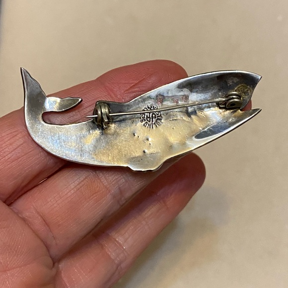 Vintage Taxco Sterling Silver Black Enamel Fish Brooch 925 - Picture 5 of 9